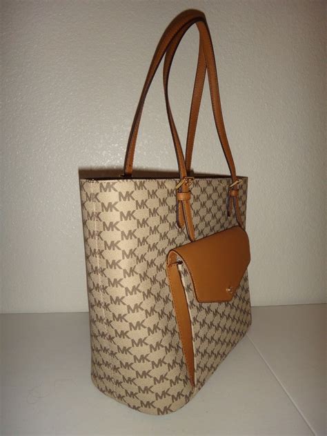 michael kors lg pkt mf tote natural acorn|Michael Kors 100 Authentic Jet Set Natural/ Acorn Large Pocket .